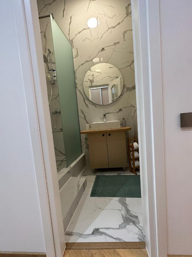 Oyster Flat Victoriei Apartment Bucharest Luaran gambar
